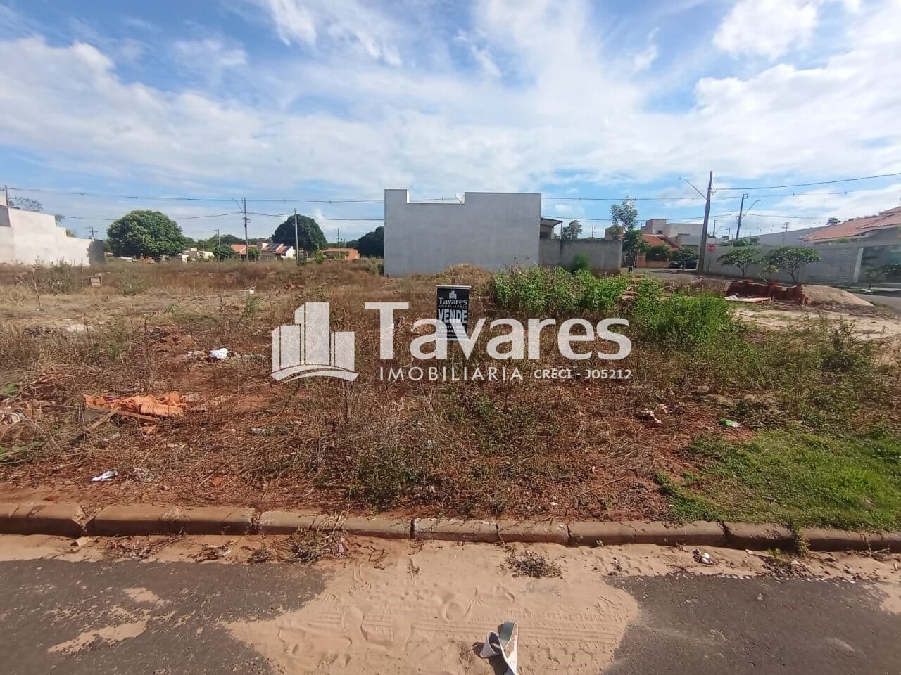 Lote/Terreno em Umuarama - Jardim Pimentel
