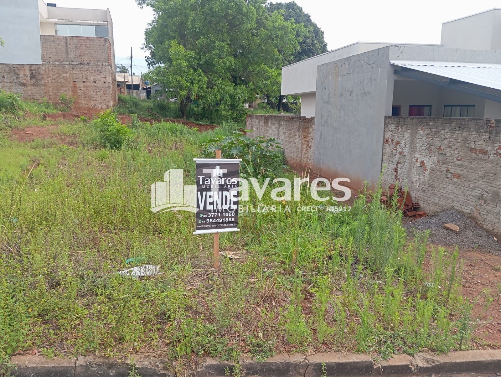 Lote/Terreno em Umuarama - Jardim Pimentel