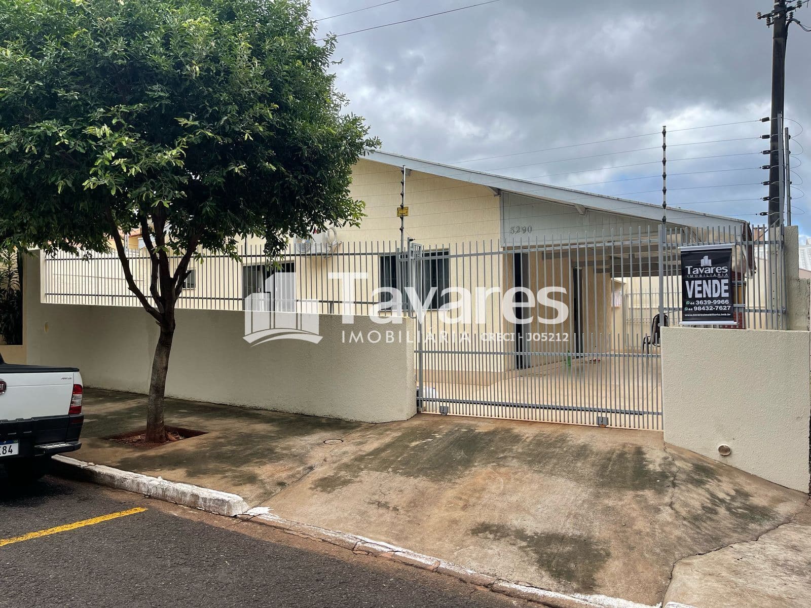 Casa em Umuarama - Zona II