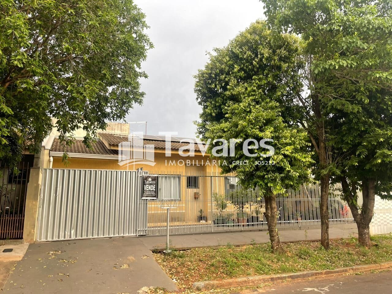 Casa em Umuarama - Jardim Tropical