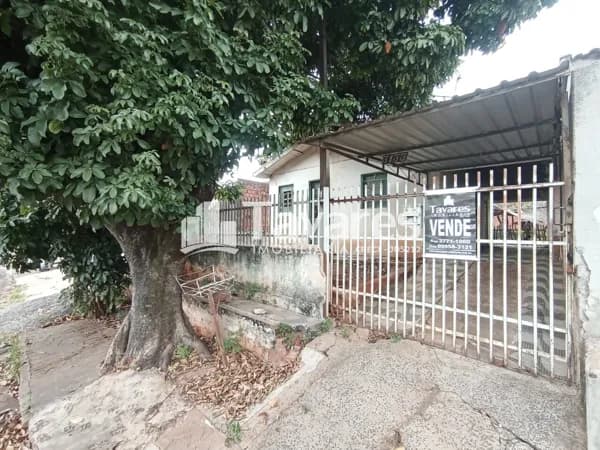 Casa em Umuarama - Conjunto Residencial Ouro Branco