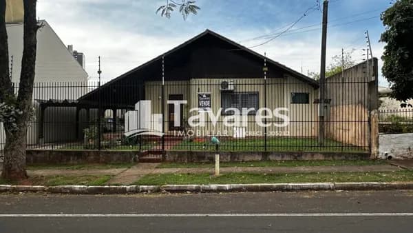 Casa em Umuarama - Zona II