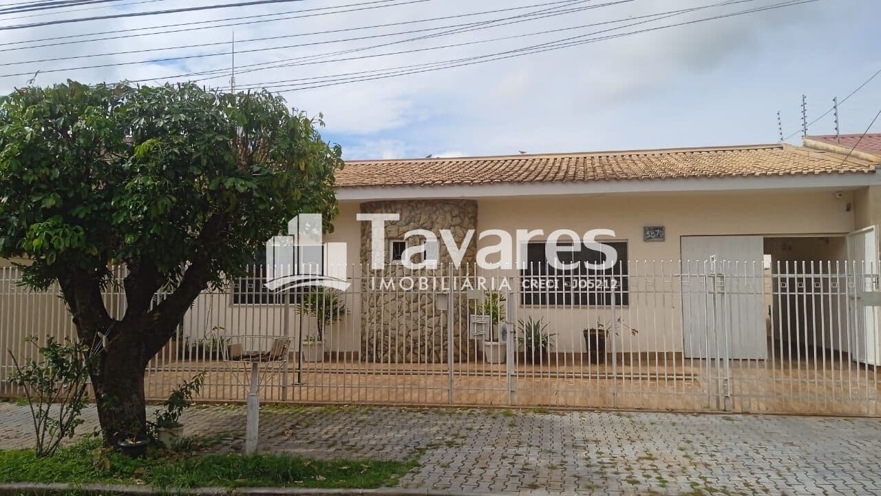 Casa em Umuarama - Zona II