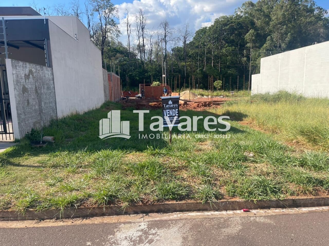 Terreno à Venda