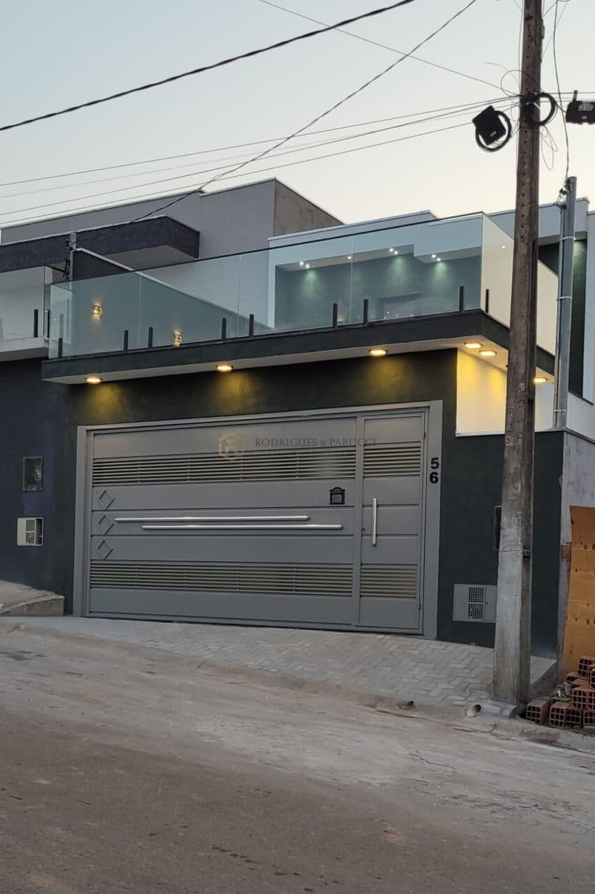 Linda Casa Acabemento Alto Padrão