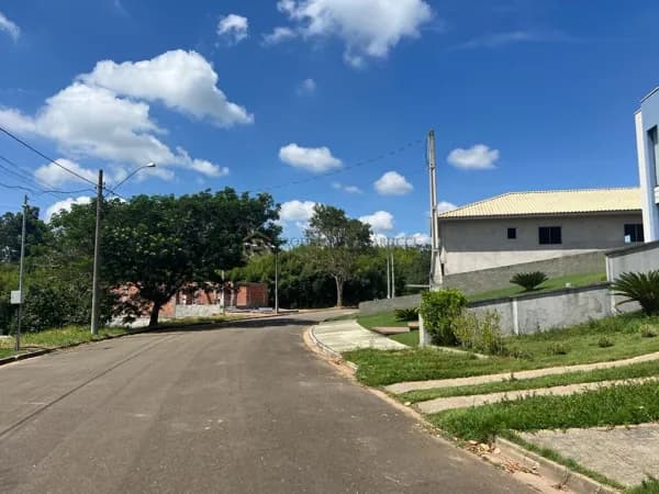Lote/Terreno em Jarinu - Residencial Lagos De Jarinu