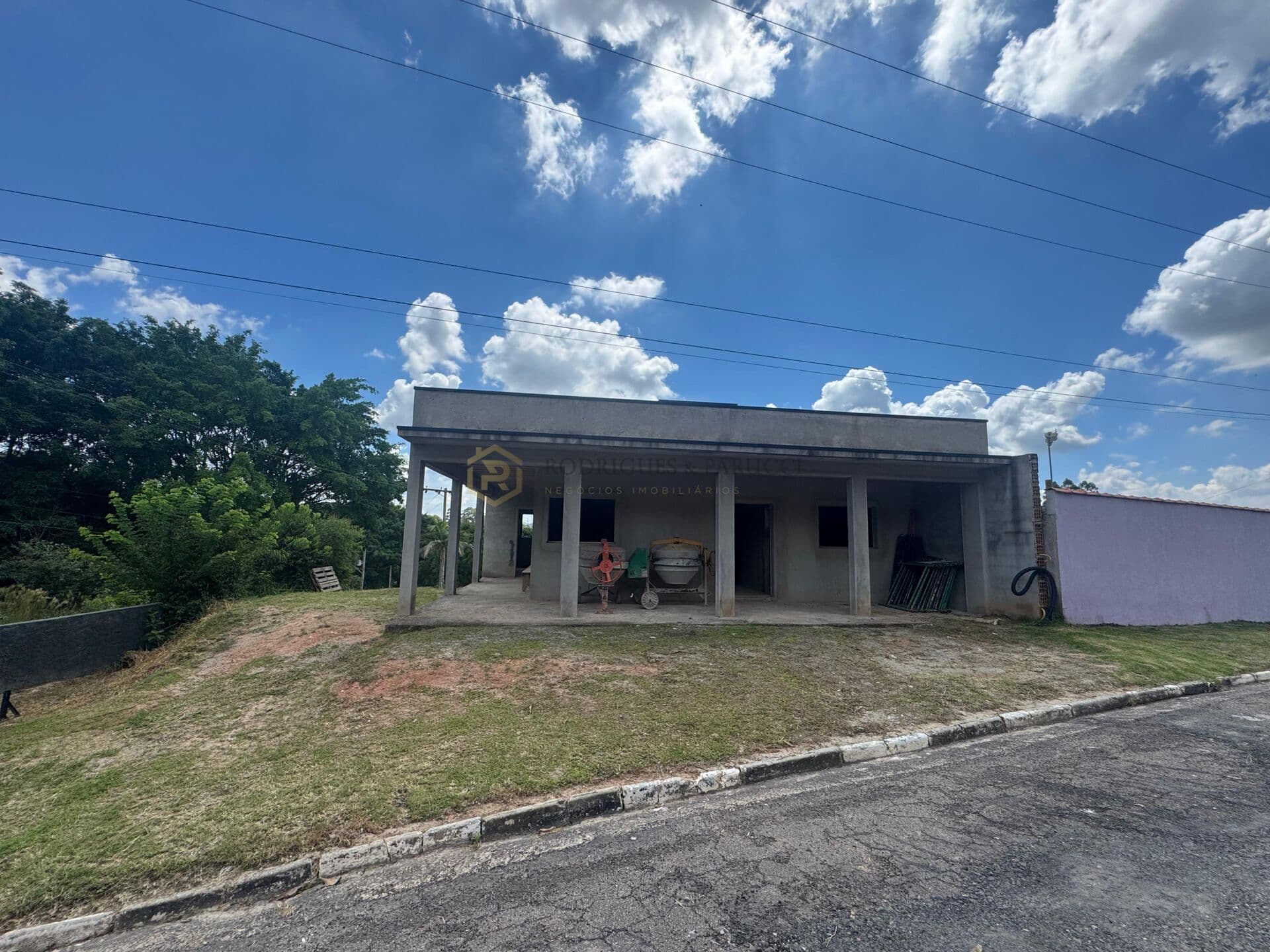 Chácara/Casa de Campo em Condominio Usina / Proximo Shambalas