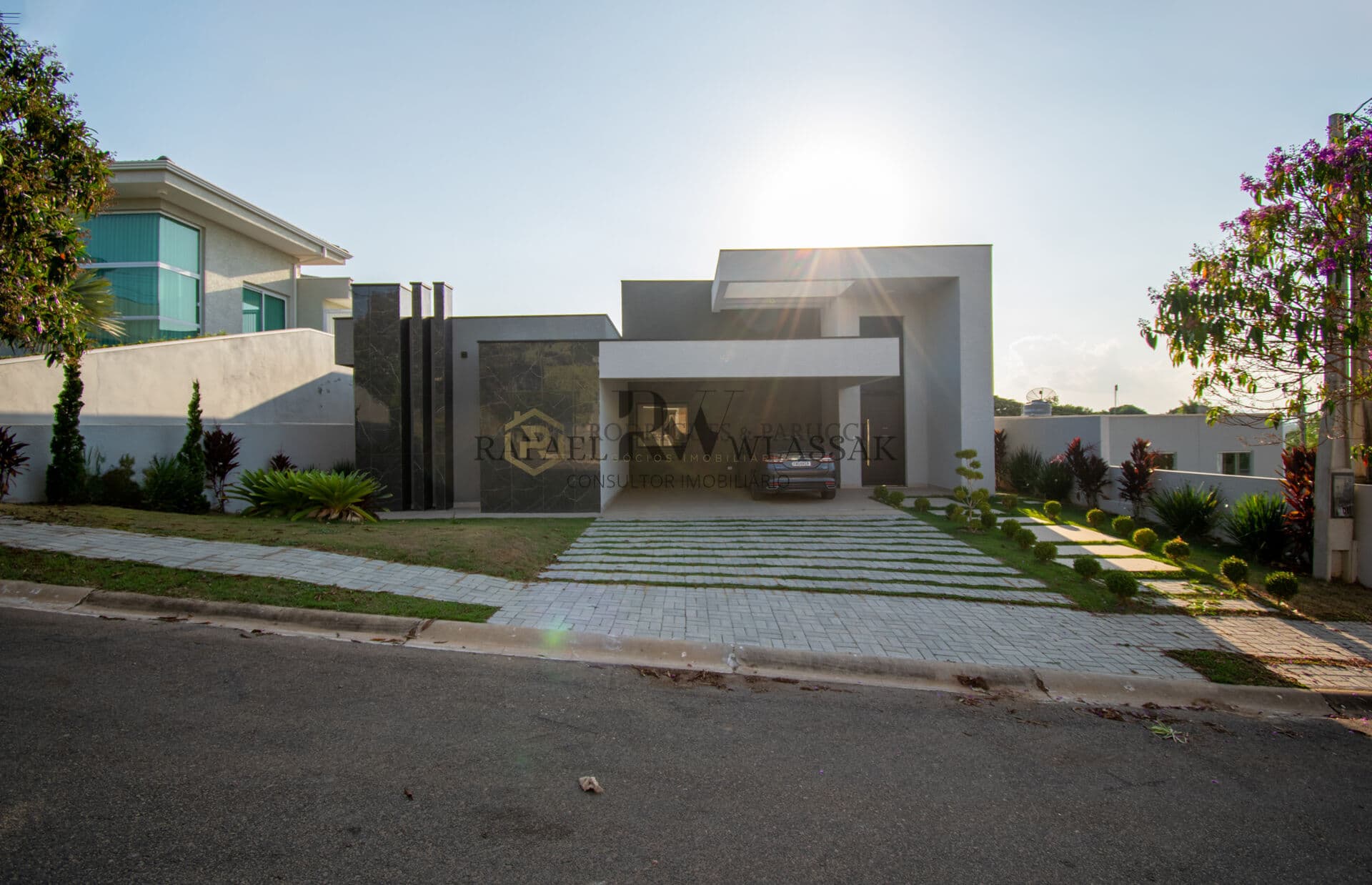 Imóvel Moderno Construçao 2024 | Conceito aberto | 3 Suítes | Piscina e área de lazer - Atibaia, SP