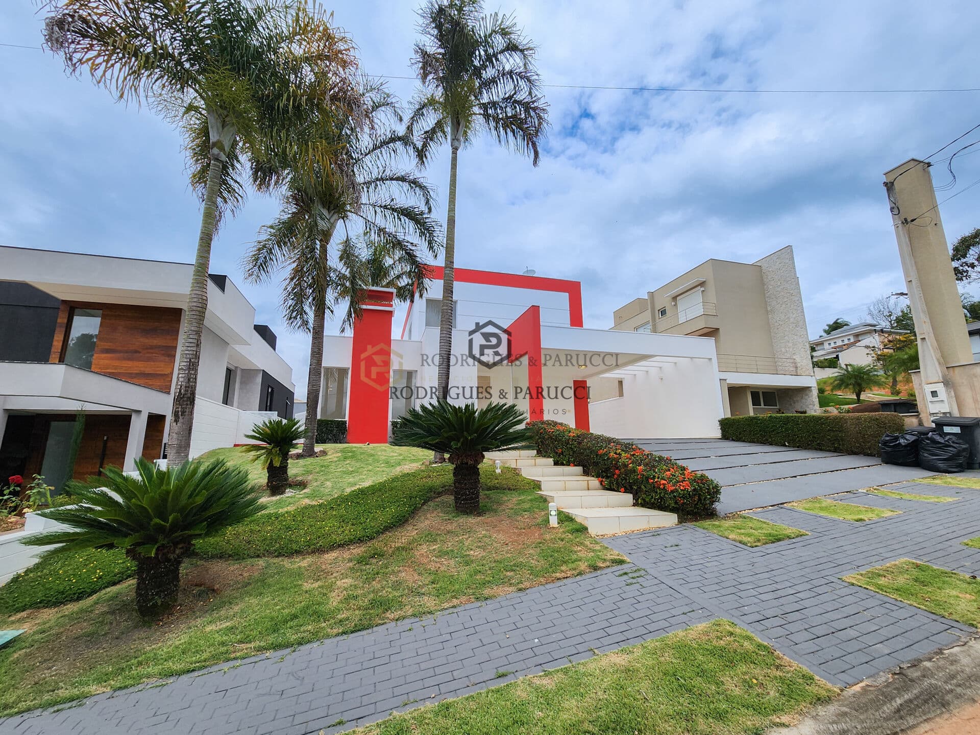 Oportunidade para Locação | 3 Suítes | 5 Banheiros | Cozinha americana | Figueira Garden/Atibaia SP