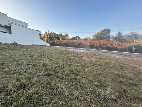 Lote/Terreno em Jarinu - Residencial Lagos De Jarinu