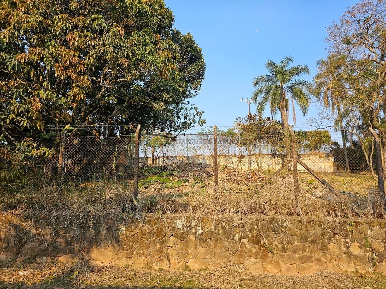 Lindo Terreno Jd Estância Brasil / Atibaia/SP Aceita Veículo