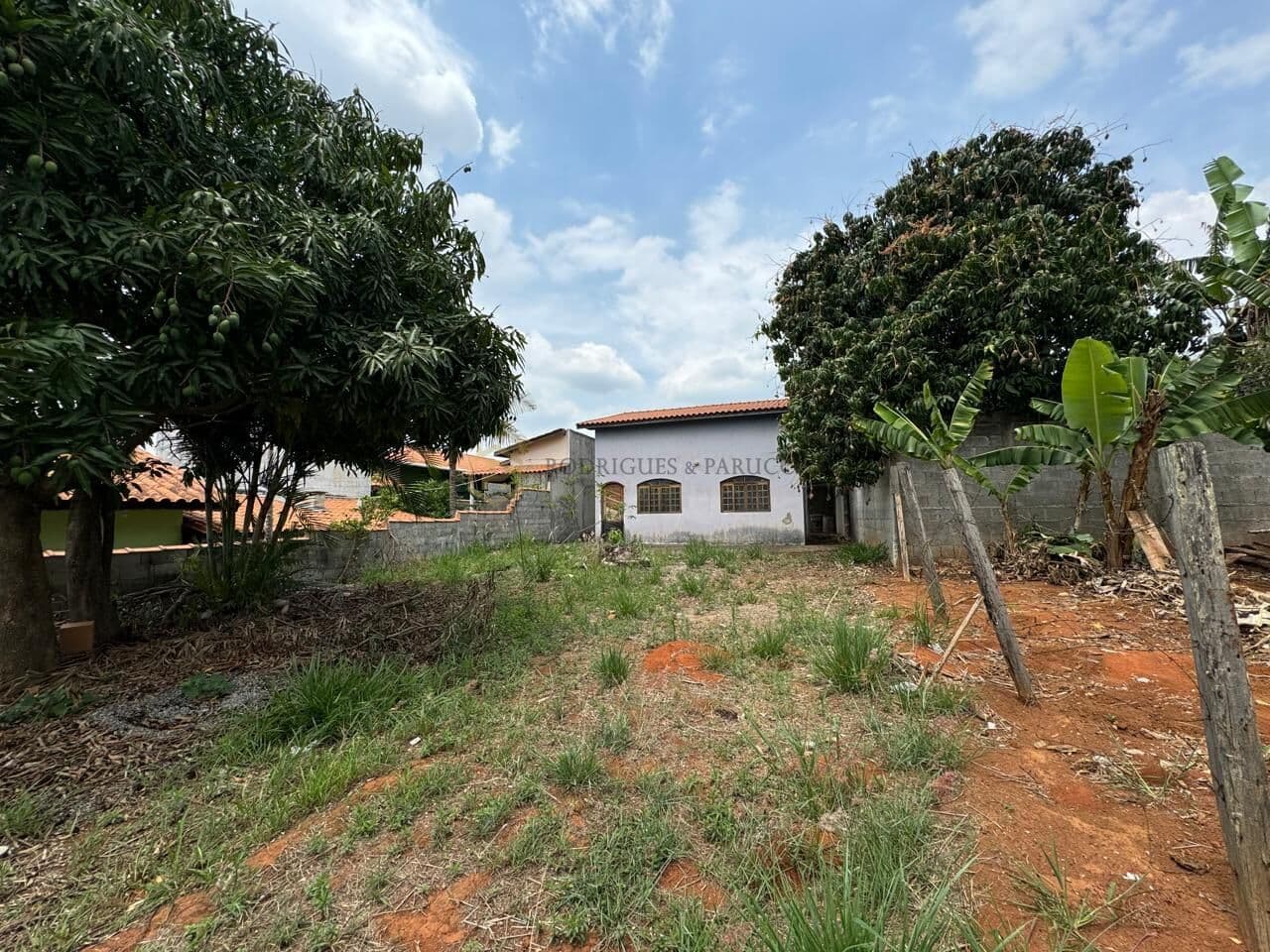 Casa 500m2 Apta a Financiamento Bancário/FGTS