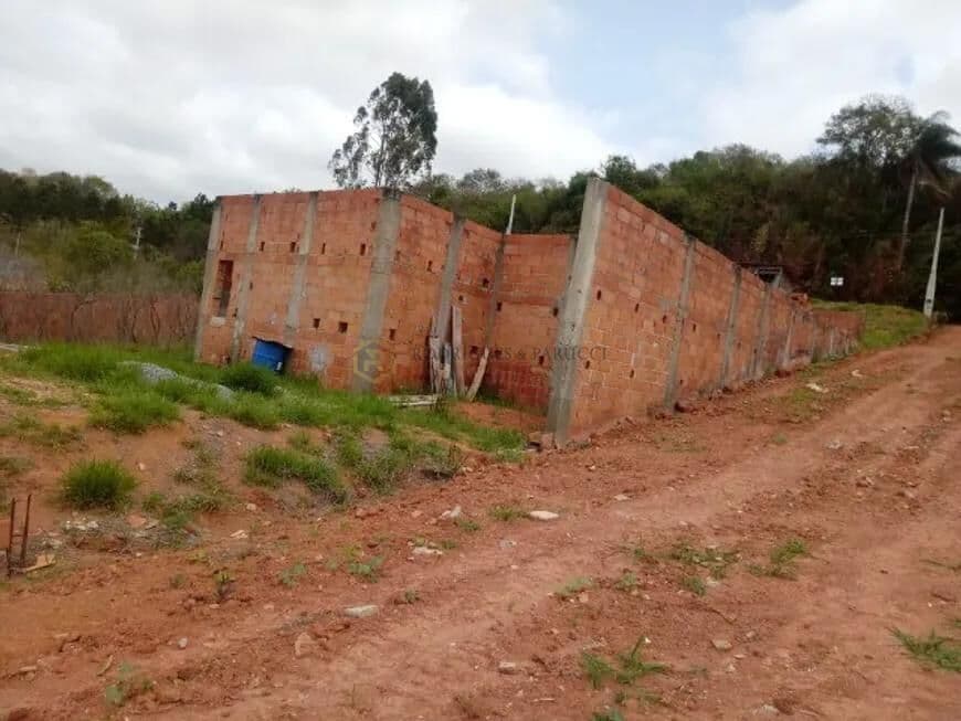 Terreno Lote de Chácara com Obra Iniciada