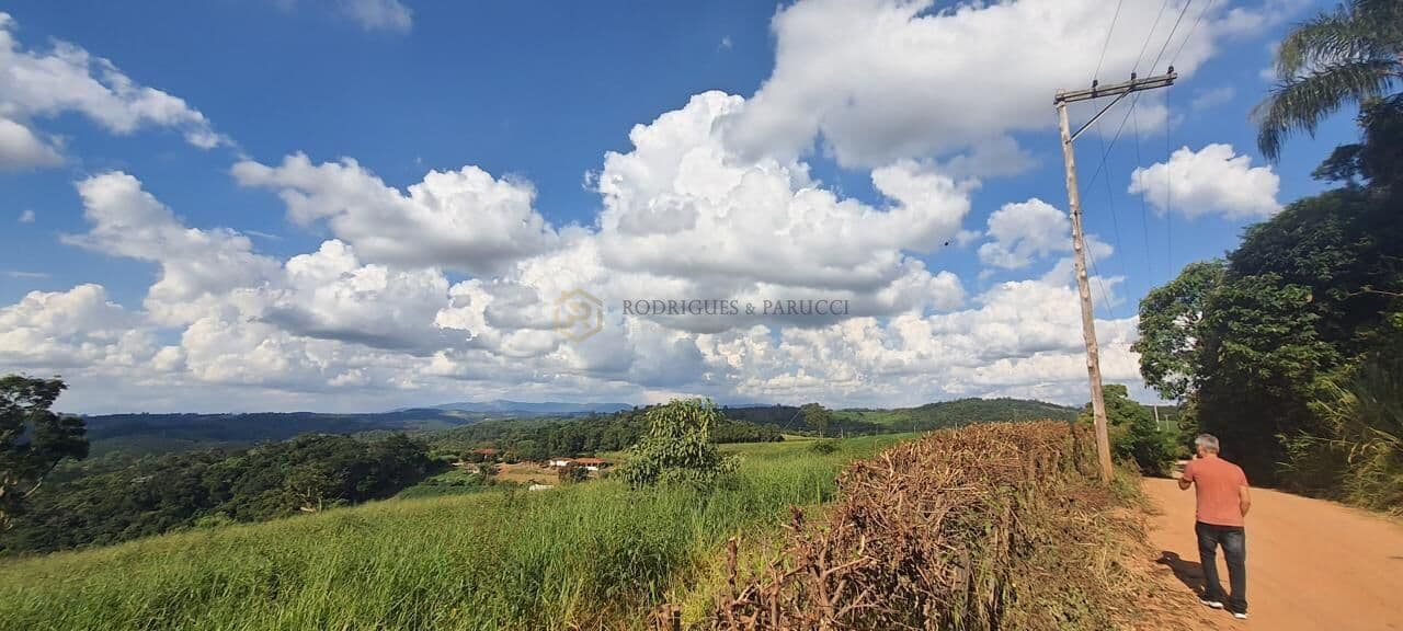 Terreno 22.553,00 m2 Bairro Iara Divisa de Jarinu/Atibaia