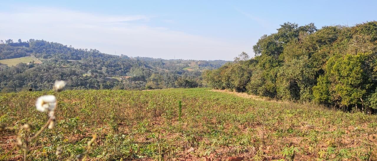 Lote/Terreno em Atibaia - Iara