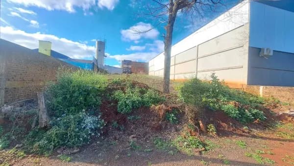 TERRENO RESIDENCIAL / COMERCIAL _ BAIRRO TRINTA