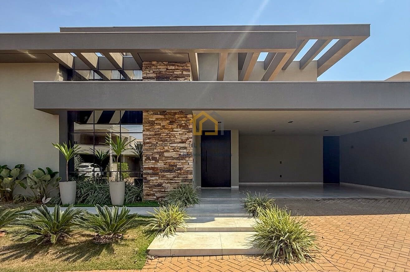 Casa mobiliada no condomínio Quinta do Lago com 3 suites