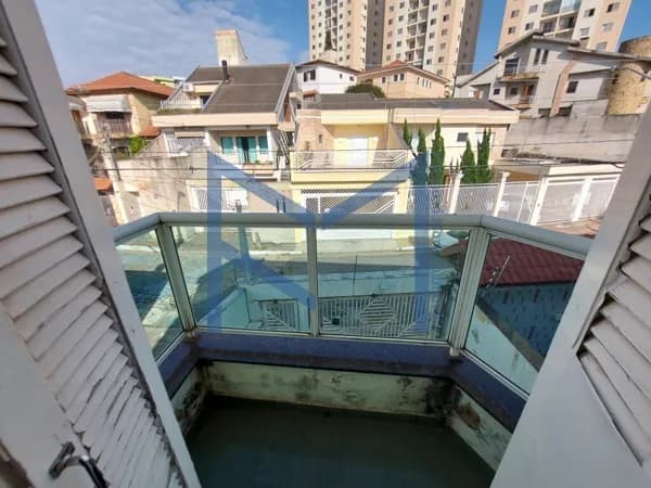 Vendo Sobrado Padrão, 121m², 02 dormitórios e 04 vagas de garagem - Vila Mafra