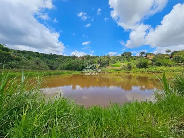 Oportunidade Única! Terreno 2.500m² em Condomínio Fechado na Divisa de Igarapé