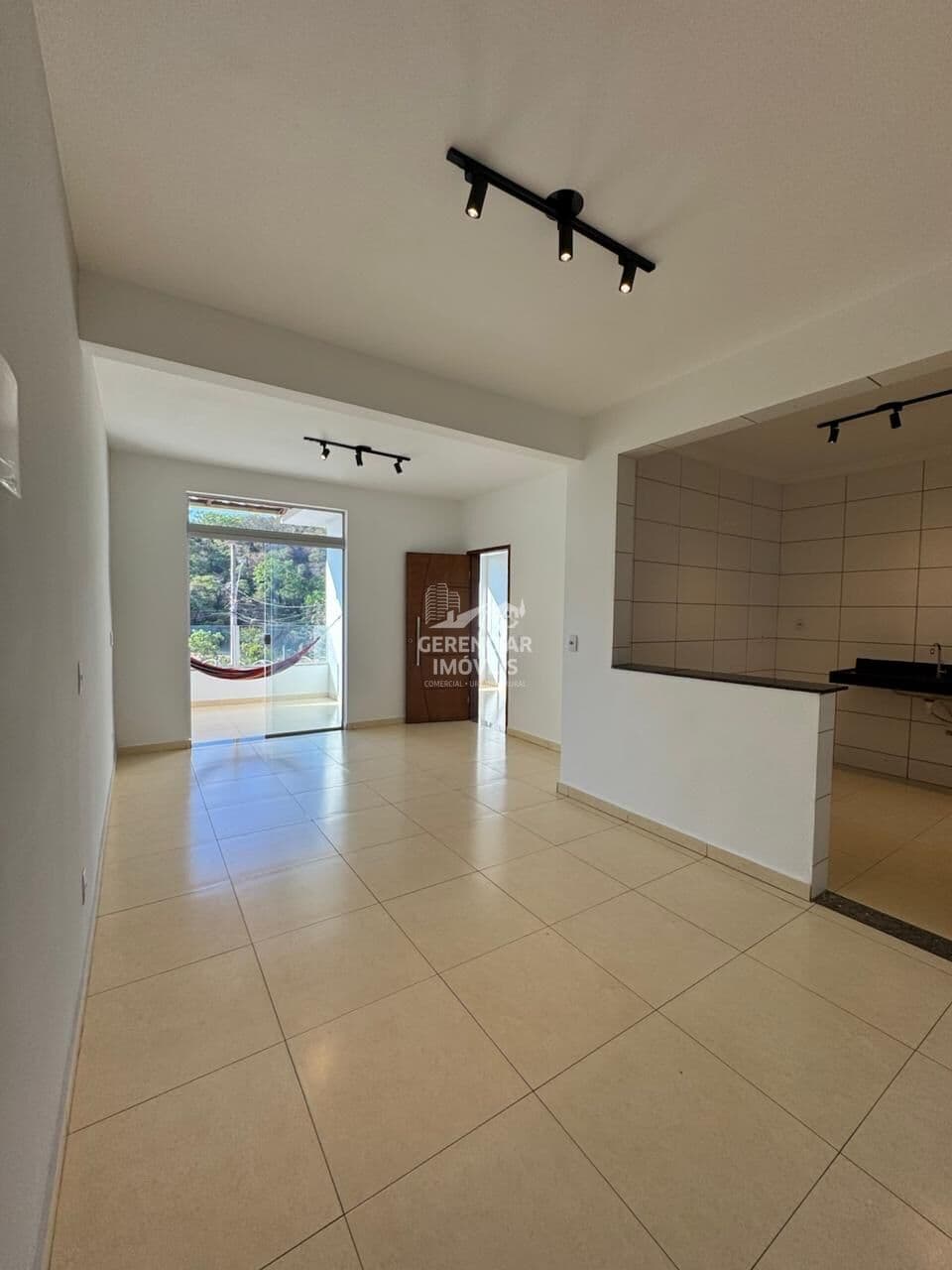 Casa Duplex 3 quartos e 1 vaga em Betim/ Contagem