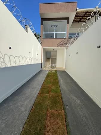 Casa Duplex 3 quartos e 1 vaga em Betim/ Contagem