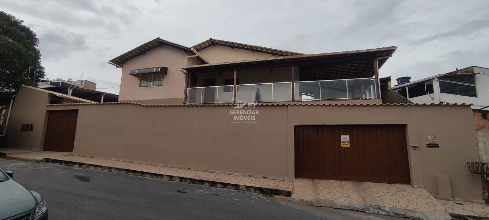 Lote com 3 casas no Amarante em Betim MG Oportunidade de investimento!