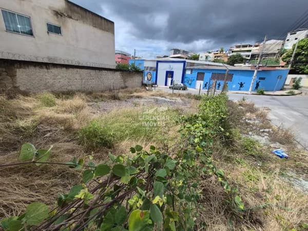 Lote de esquina a venda no Vila Cristina em Betim MG