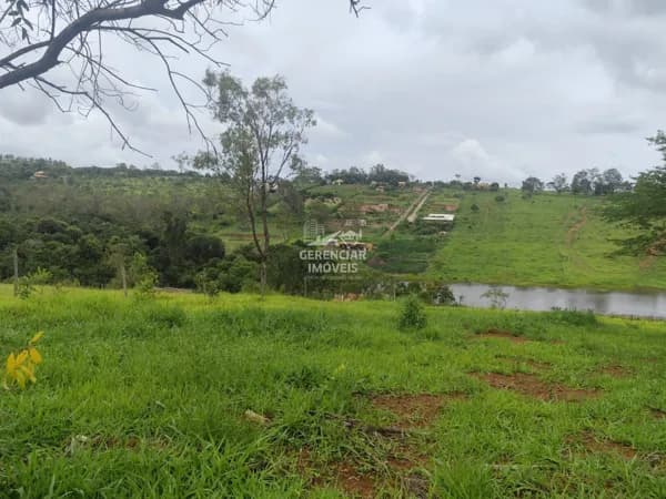 Chácaras 1.000m² a venda em Itatiaiuçu MG
