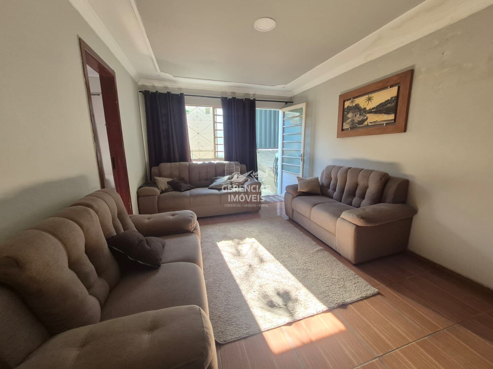 Excelente Casa Financiável no Alto das Flores em Betim com 4 Quartos, sendo 2 Suítes e com Terraço Amplo!