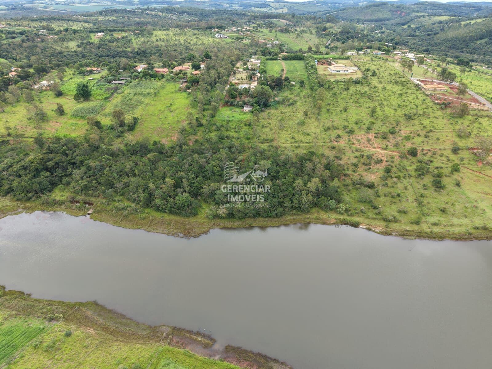 Terreno a venda em Itatiaiuçu MG