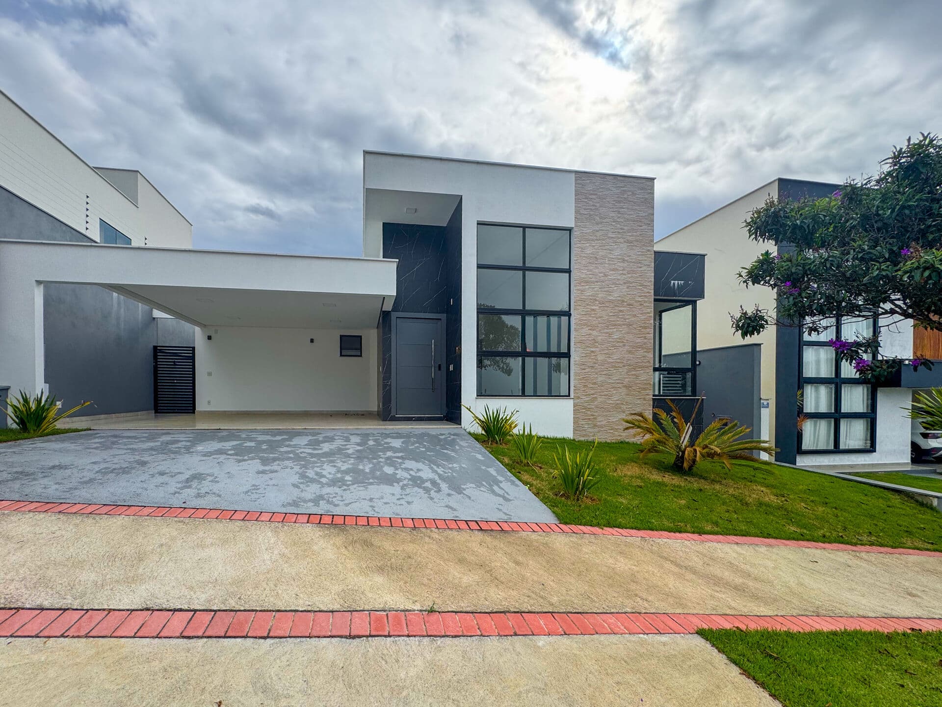 Casa Linear Residencial Alvim