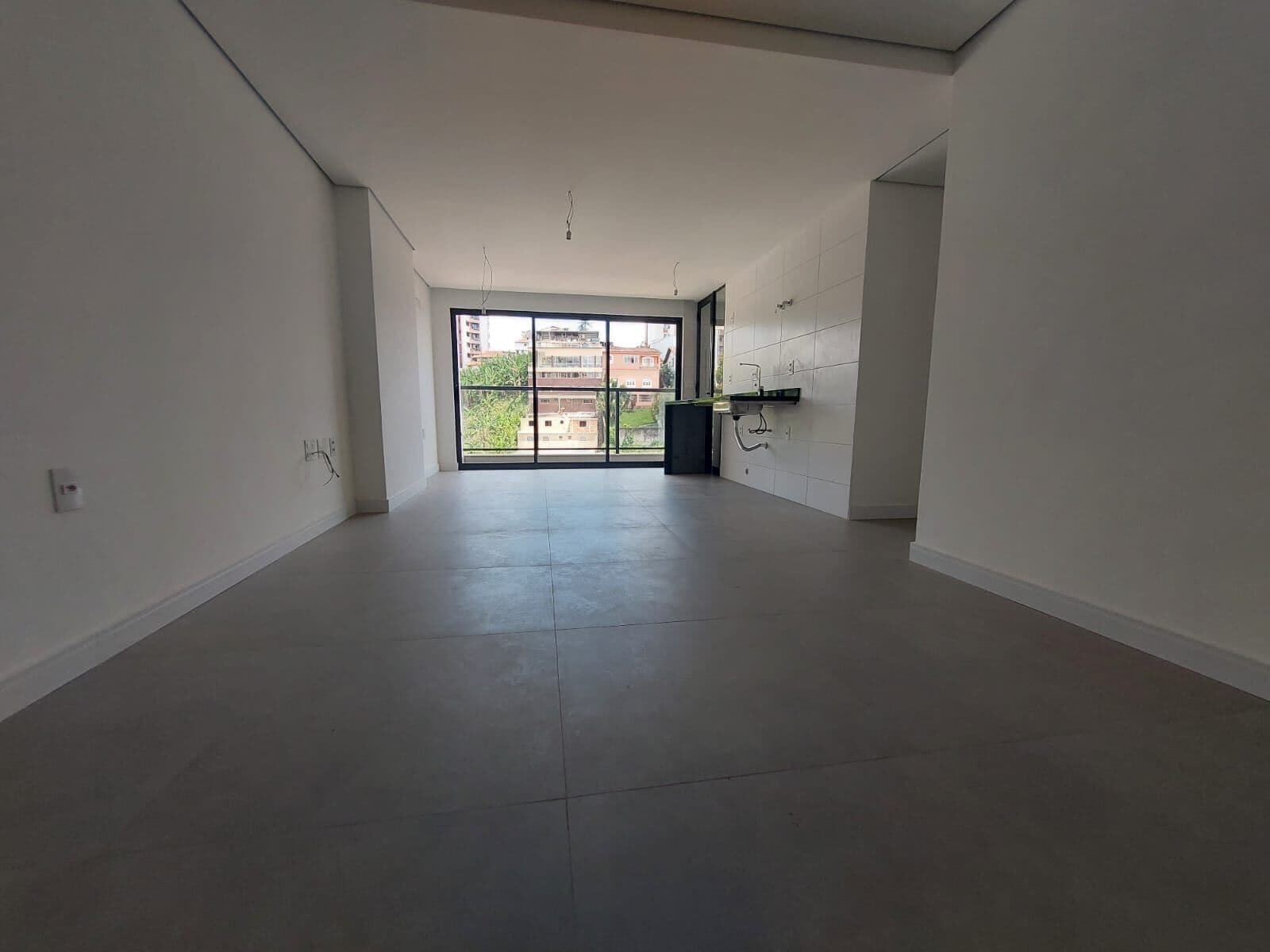 Apartamento novo 3 quartos no Santa Helena .