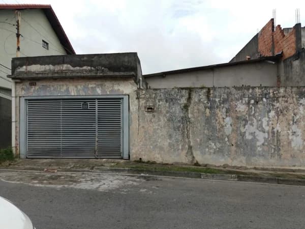 Casa Padrão para Venda em Capão Redondo São Paulo-SP
