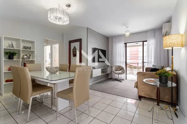 LINDO APARTAMENTO GARDEN, TOTALMENTE MOBILIADO E PRÓXIMO DO MAR