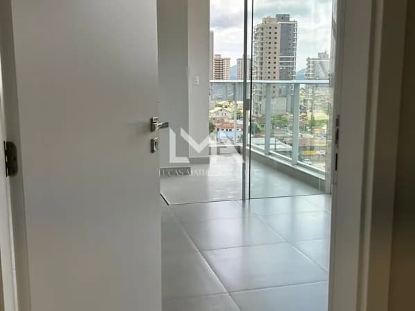 APARTAMENTO NOVO COM 2 SUÍTES NA MELHOR LOCALIZAÇÃO DO PEREQUÊ