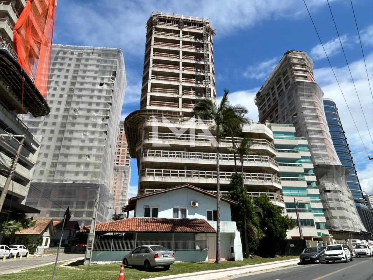 APARTAMENTO FRENTE MAR EM PORTO BELO! ENTREGA EM 2027