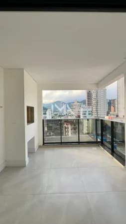 APARTAMENTO NOVO NO CENTRO DE ITAPEMA COM ENTRADA BAIXA E SALDO EM 48X