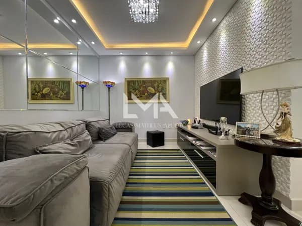 APARTAMENTO DE 3 SUÍTES MOBILIADO NO CORAÇÃO DA MEIA PRAIA