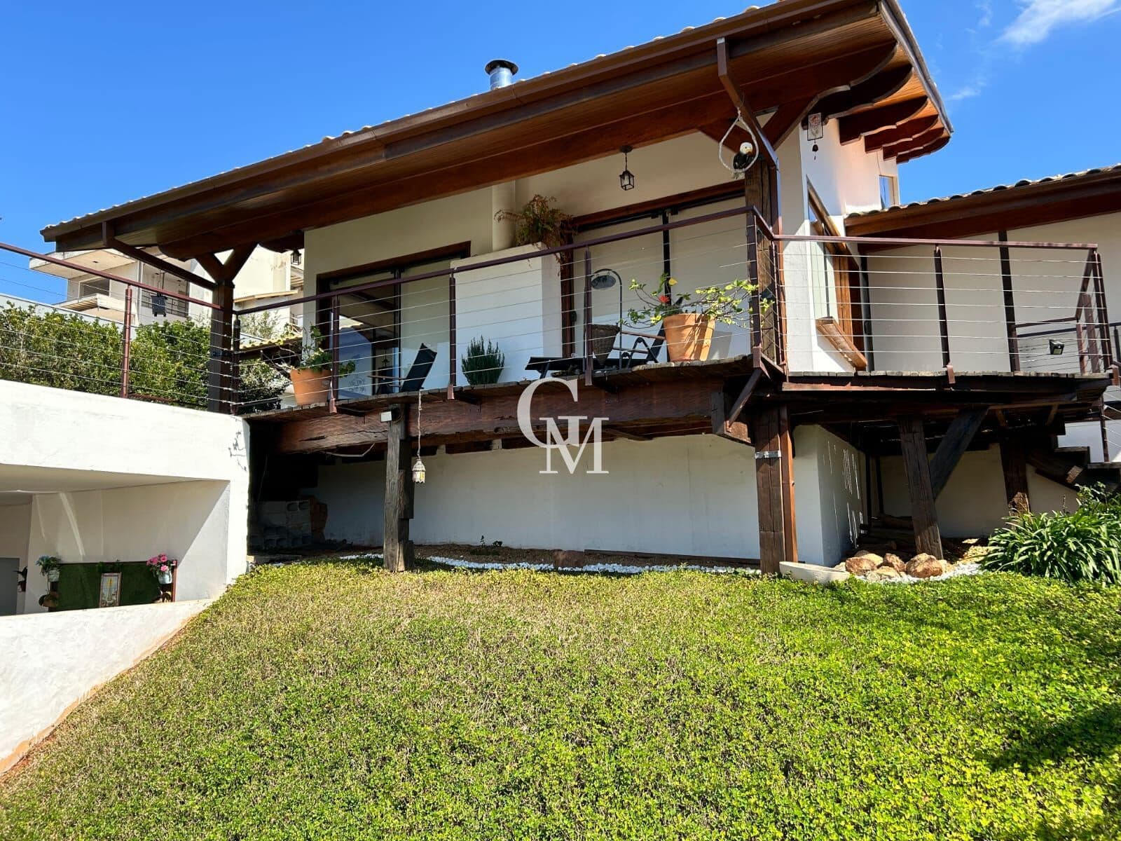 Casa Alto Padrão/ Condominio Fechado