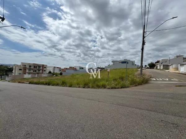 Terreno de Esquina no Santa Rita II – Pouso Alegre