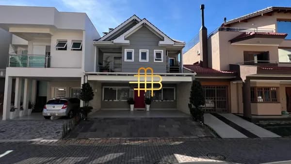 Casa em Porto Alegre - Sarandi