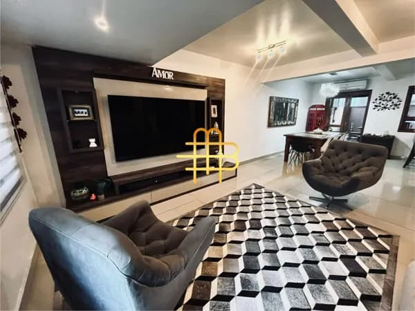 Casa de Condomínio em Porto Alegre - Sarandi