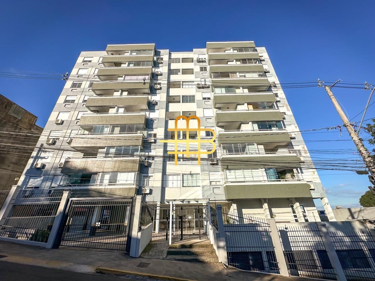 VENDA | Apartamento com 2 dormitórios no centro de Gravataí