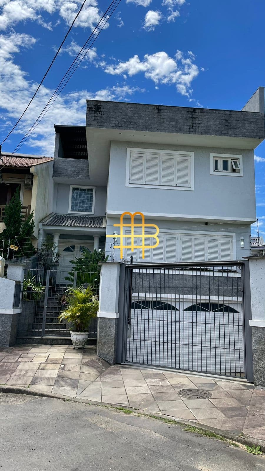 Casa em Porto Alegre - Sarandi