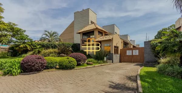 Casa Alto Padrão em condomínio fechado