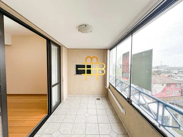 VENDA | Apartamento espaçoso com 3 dormitórios no centro de Gravataí