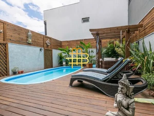 Casa de Condomínio em Porto Alegre - Sarandi