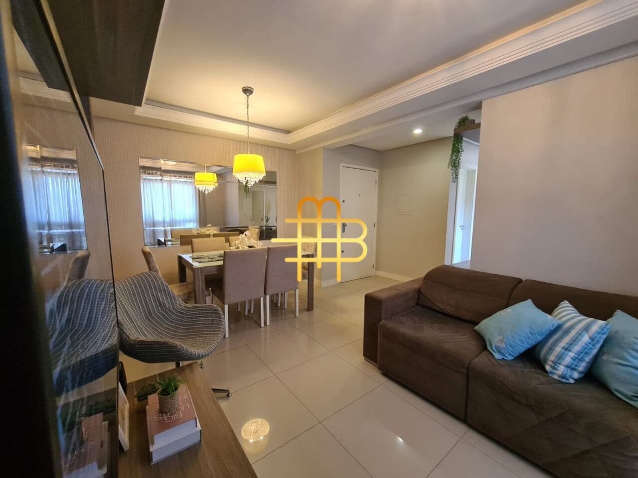 VENDA| Apartamento com 3 dormitórios no centro de Gravataí