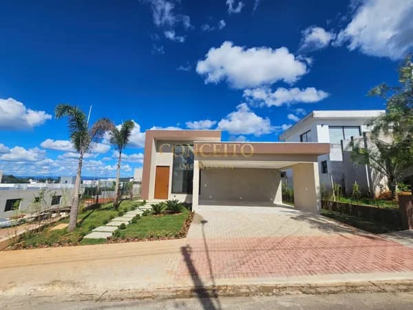 Casa de Condomínio em Lagoa Santa - Gran Royalle