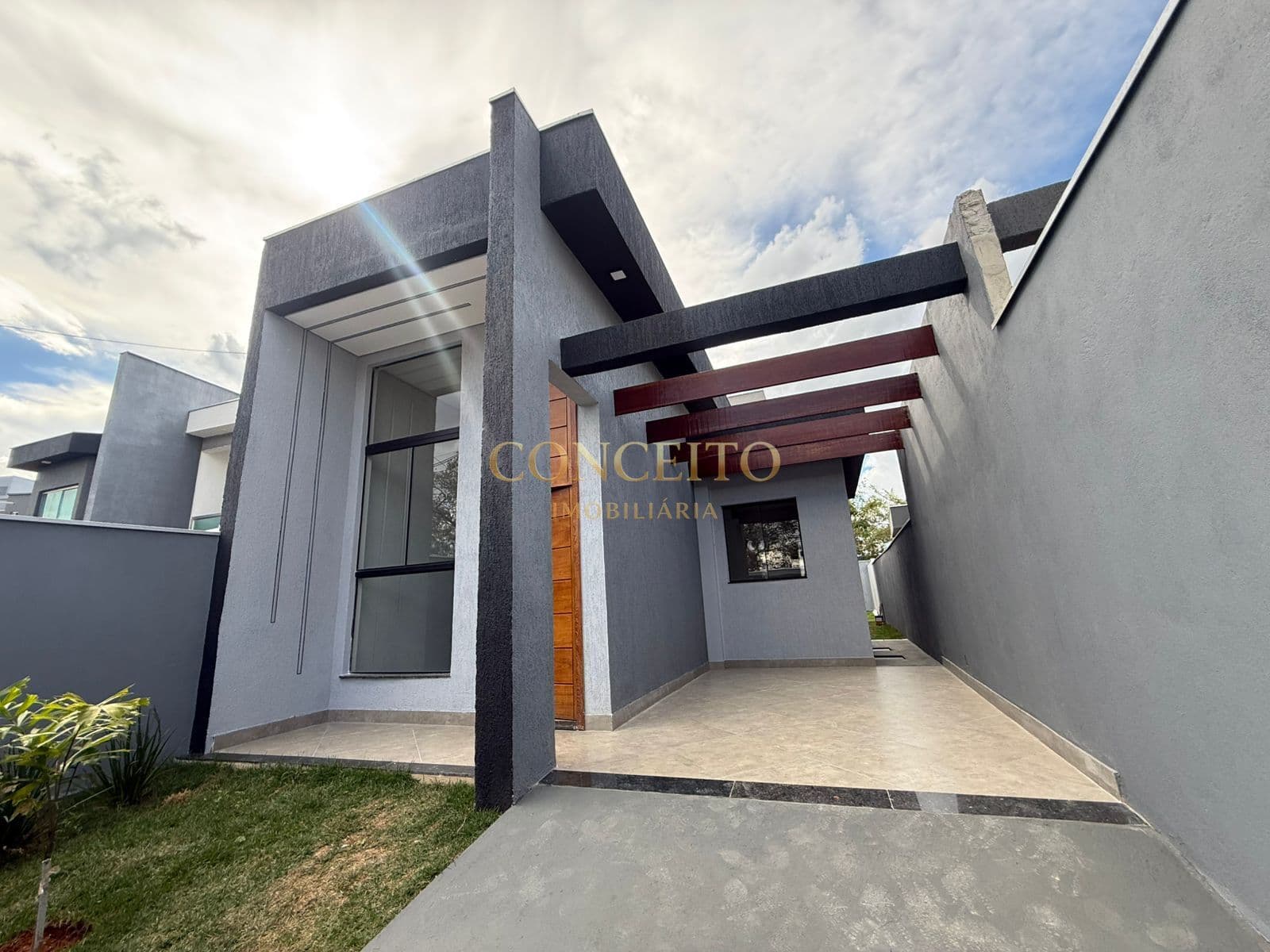 Casa 03 quartos com suite - Jardim Imperial!